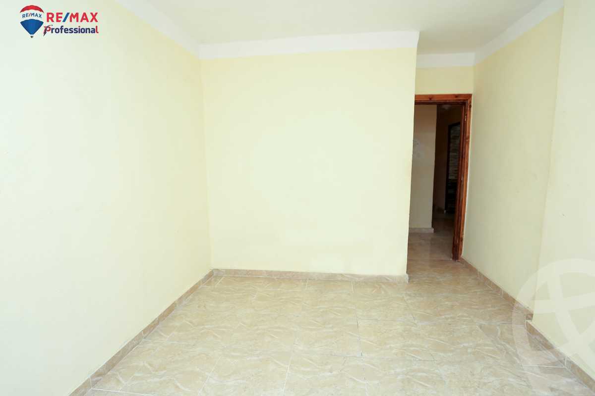 https://aqarmap.com.eg/ar/listing/3878528-for-sale-alexandria-sporting-abou-quer-st