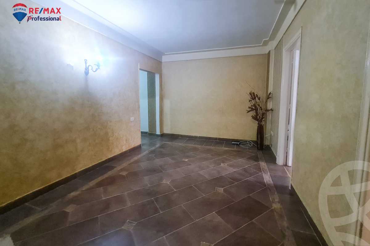 https://aqarmap.com.eg/ar/listing/3883369-for-sale-alexandria-ibrahimia-mohammed-fouad-galal-st
