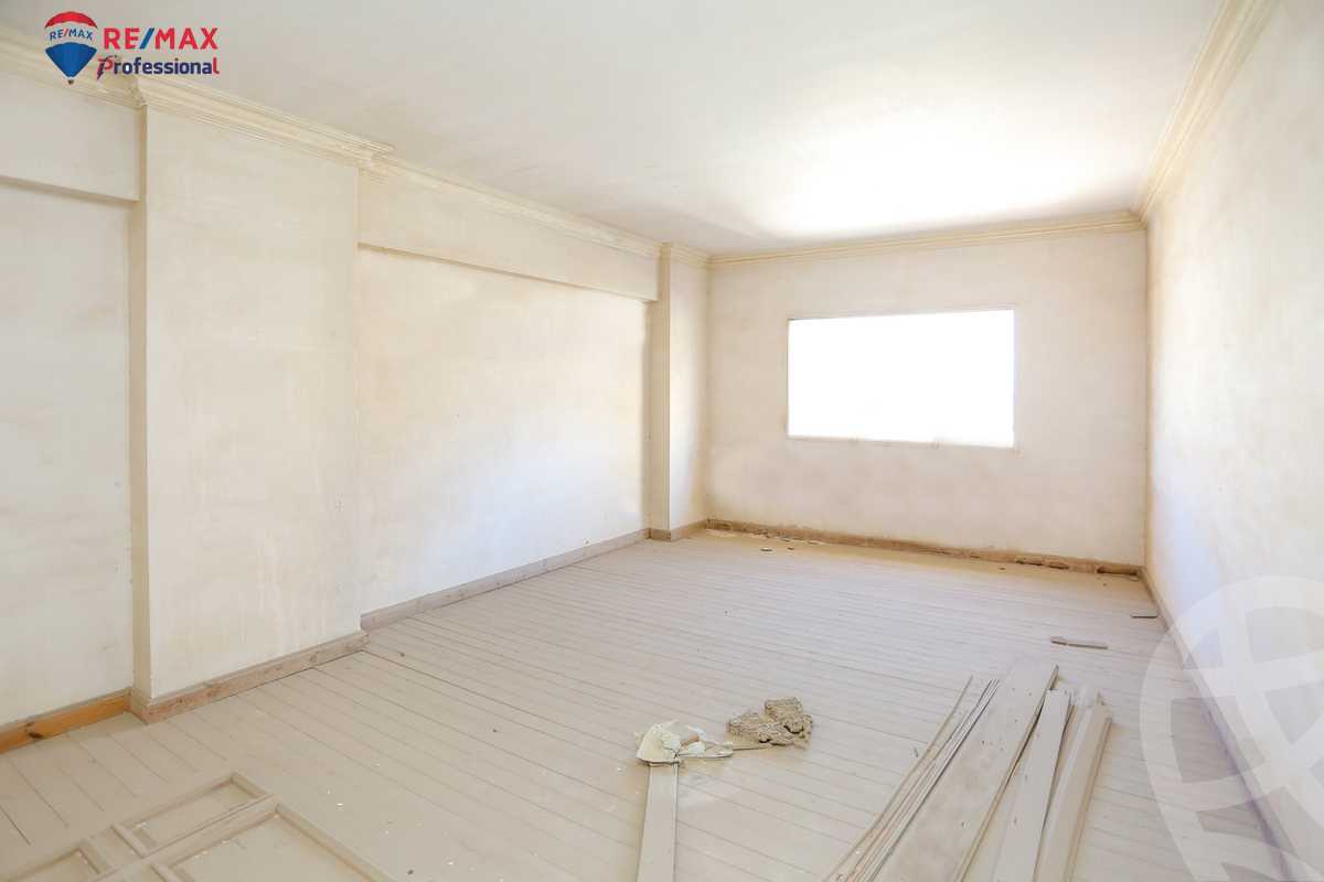 https://aqarmap.com.eg/ar/listing/3886224-for-sale-alexandria-saba-basha-mokhtar-abd-el-raheem-khallaf-st
