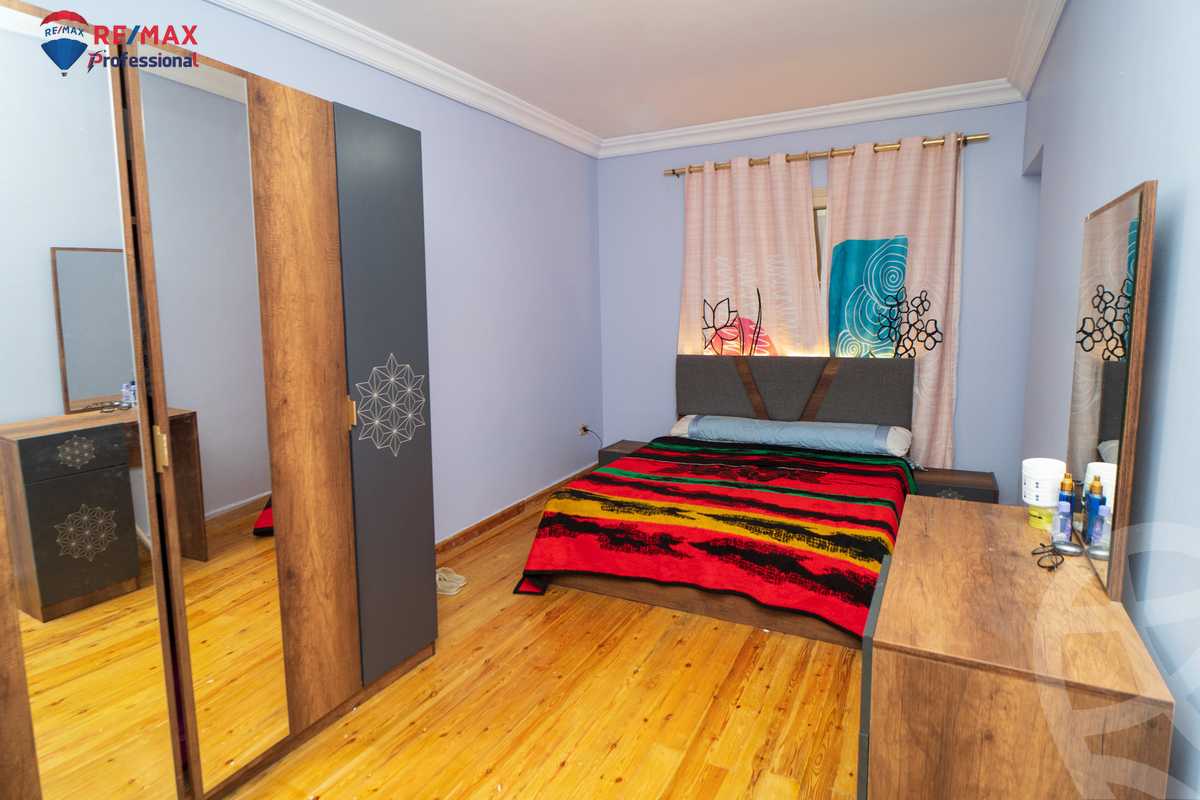 https://aqarmap.com.eg/ar/listing/3887668-for-sale-alexandria-cleopatra-tryq-ljysh