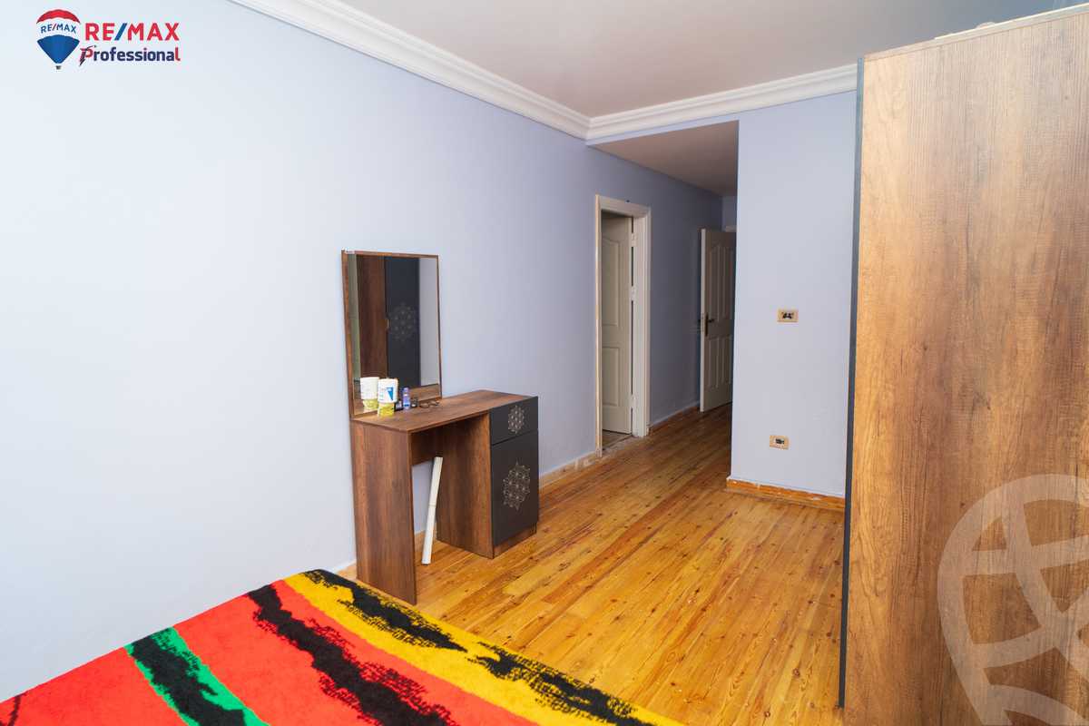 https://aqarmap.com.eg/ar/listing/3887668-for-sale-alexandria-cleopatra-tryq-ljysh