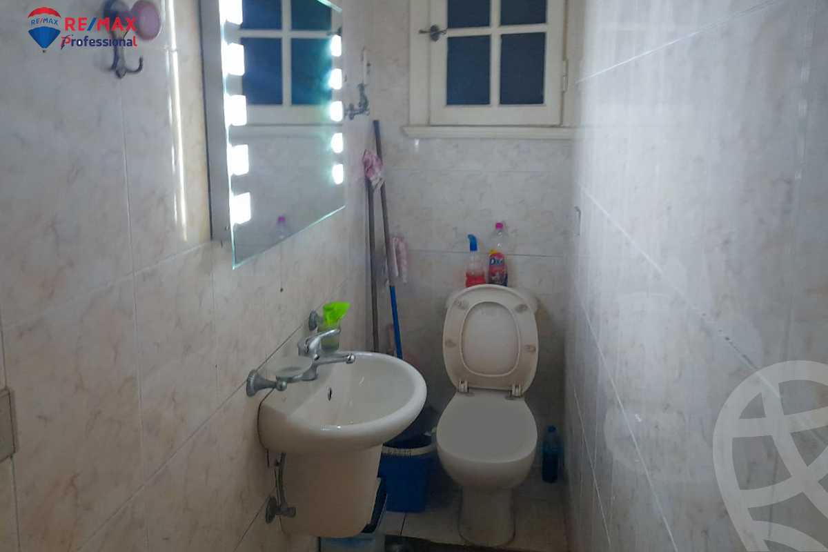 https://aqarmap.com.eg/ar/listing/3874447-for-rent-alexandria-sporting-abou-quer-st