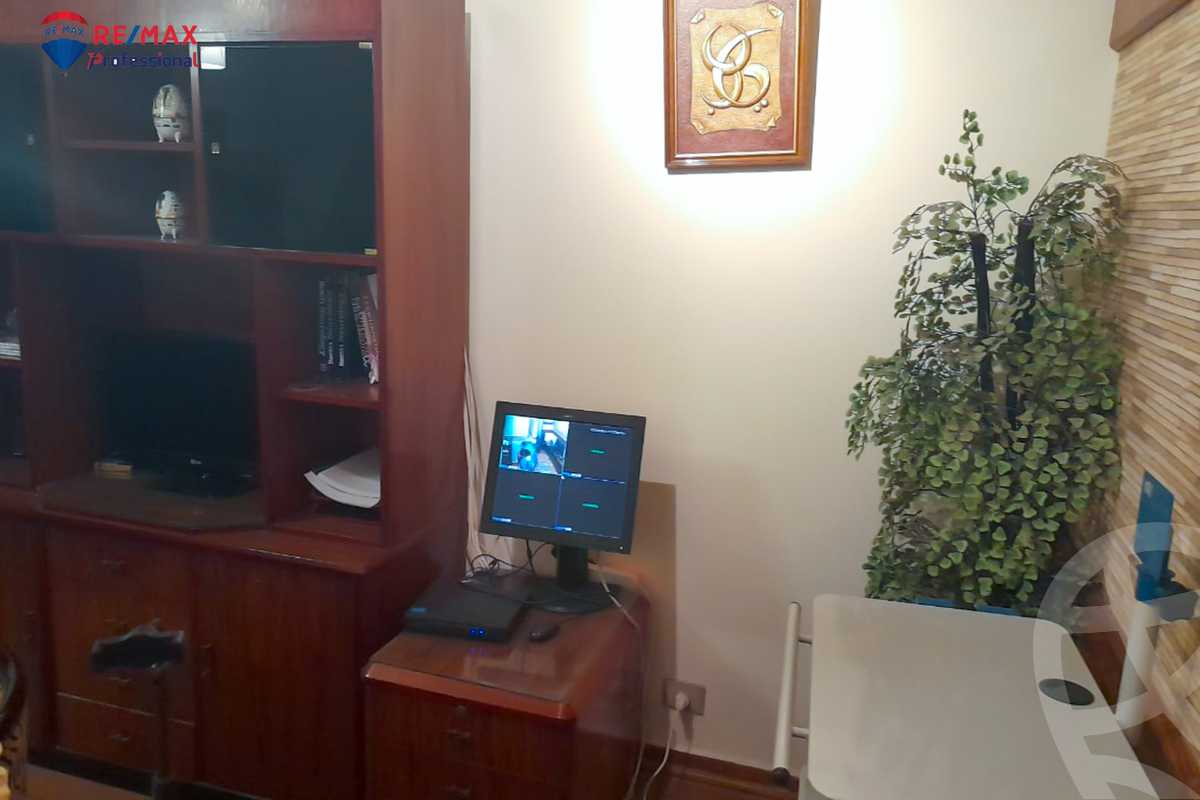 https://aqarmap.com.eg/ar/listing/3874447-for-rent-alexandria-sporting-abou-quer-st