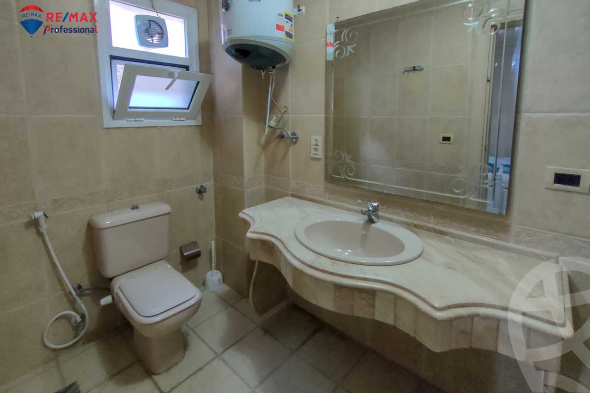 https://aqarmap.com.eg/ar/listing/3888495-for-rent-alexandria-lauran-el-gaish-rd