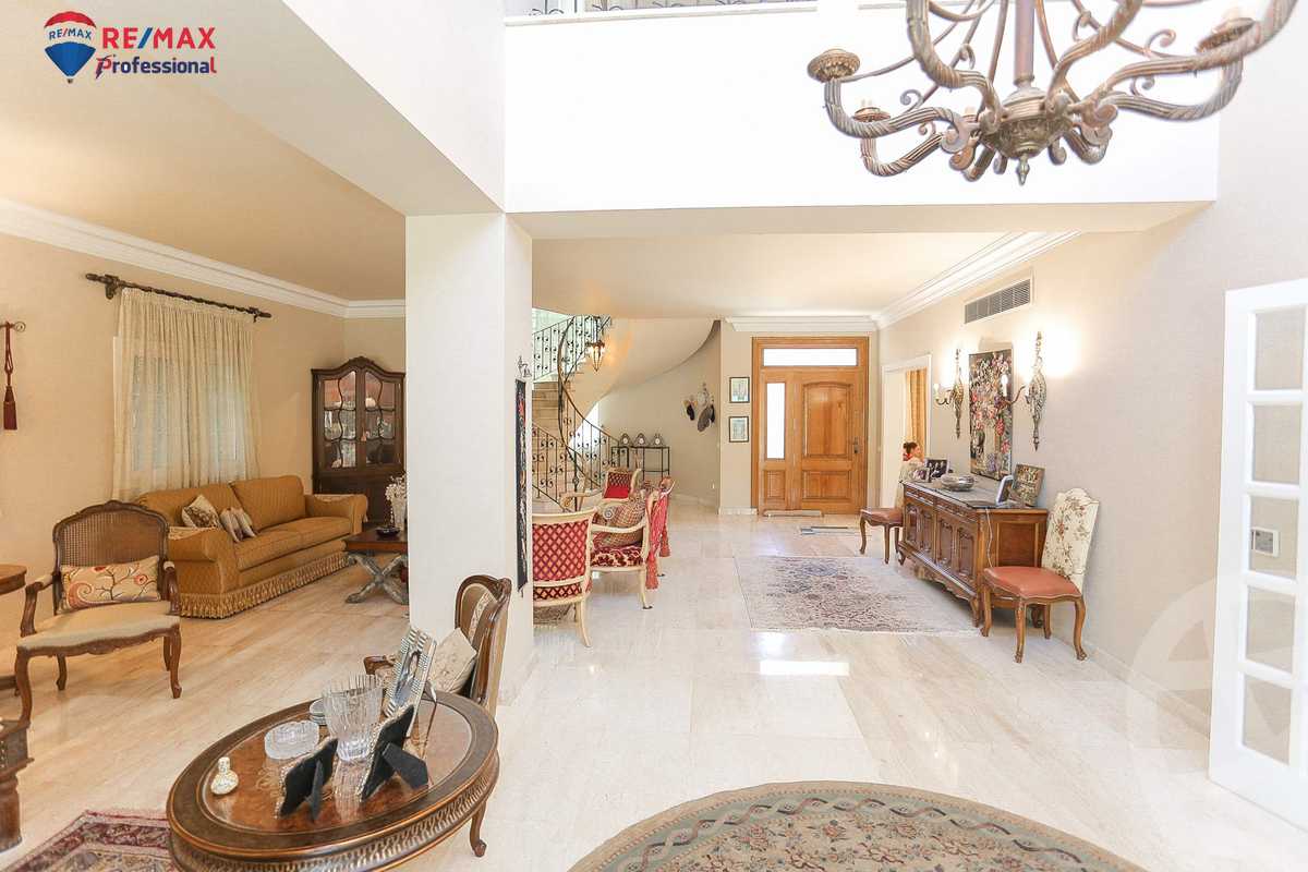 https://aqarmap.com.eg/en/listing/3923060-for-rent-alexandria-compounds-royal-residence-al-halawany