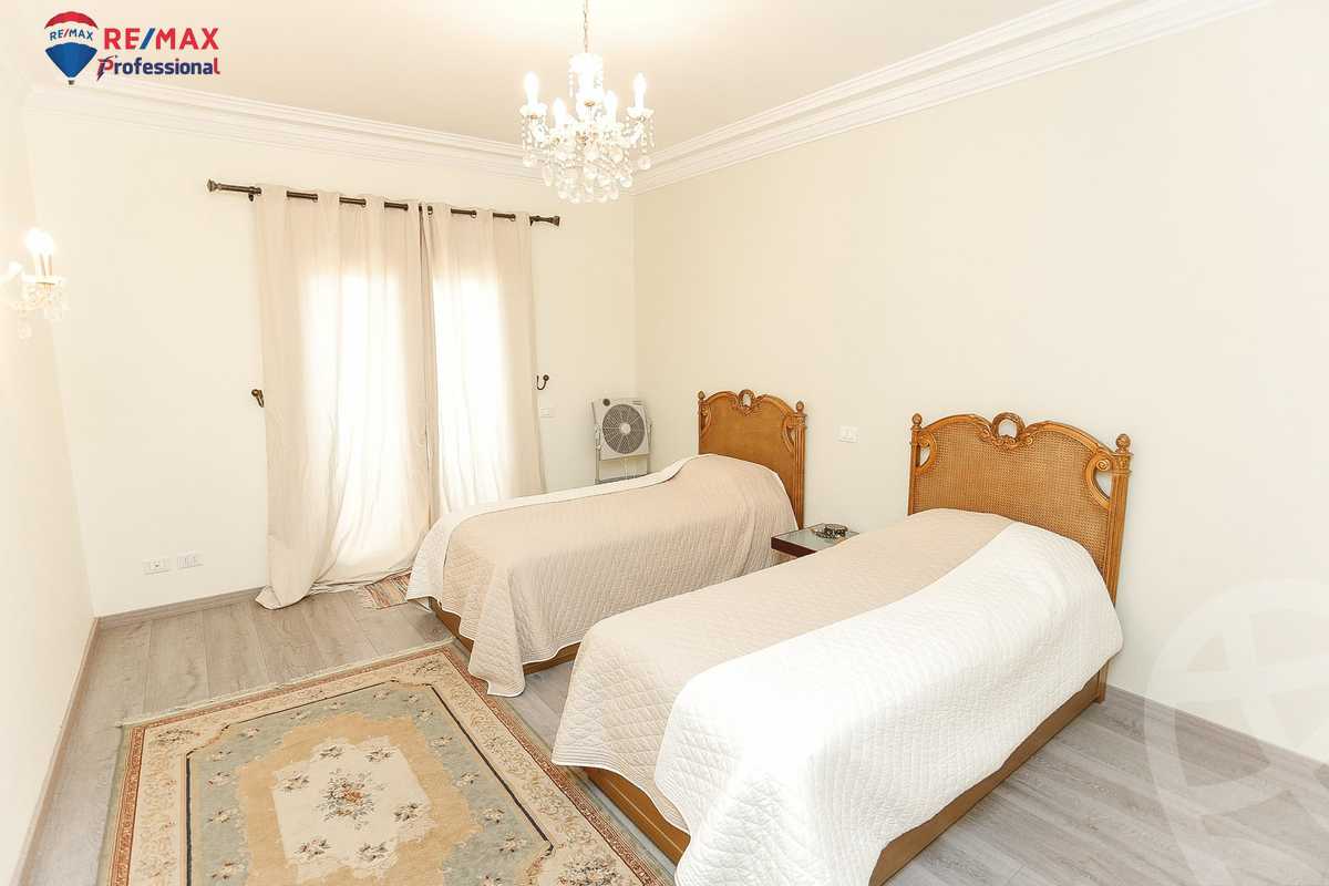 https://aqarmap.com.eg/en/listing/3923060-for-rent-alexandria-compounds-royal-residence-al-halawany