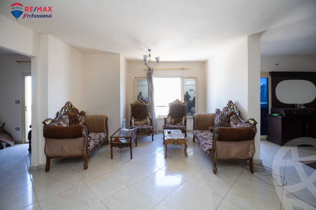 https://aqarmap.com.eg/en/listing/4068108-for-sale-alexandria-ibrahimia-abou-quer-st