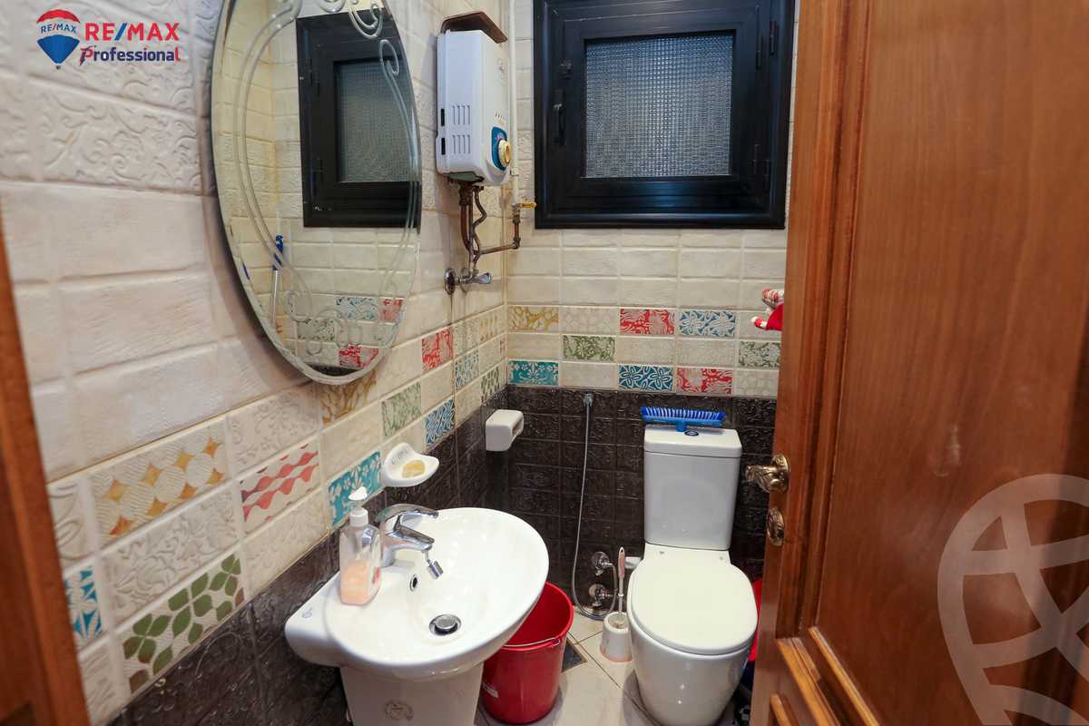 https://aqarmap.com.eg/en/listing/4081386-for-sale-alexandria-glim-shr-ljysh