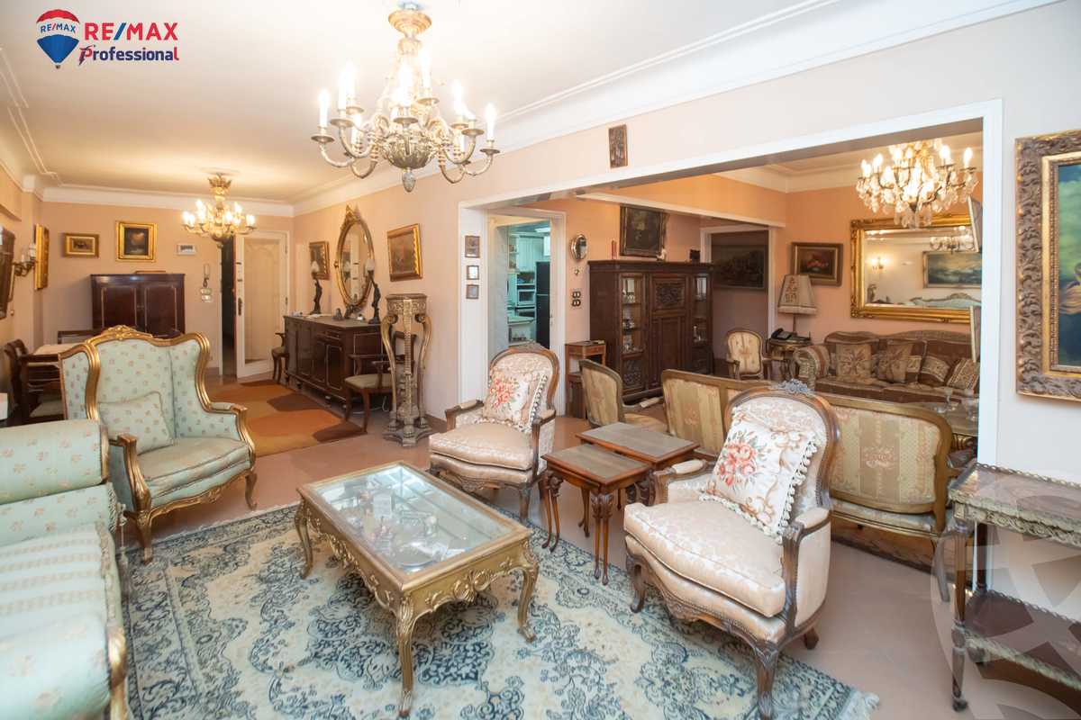https://aqarmap.com.eg/en/listing/4085542-for-sale-alexandria-kafr-abdo-khaleel-basha-st