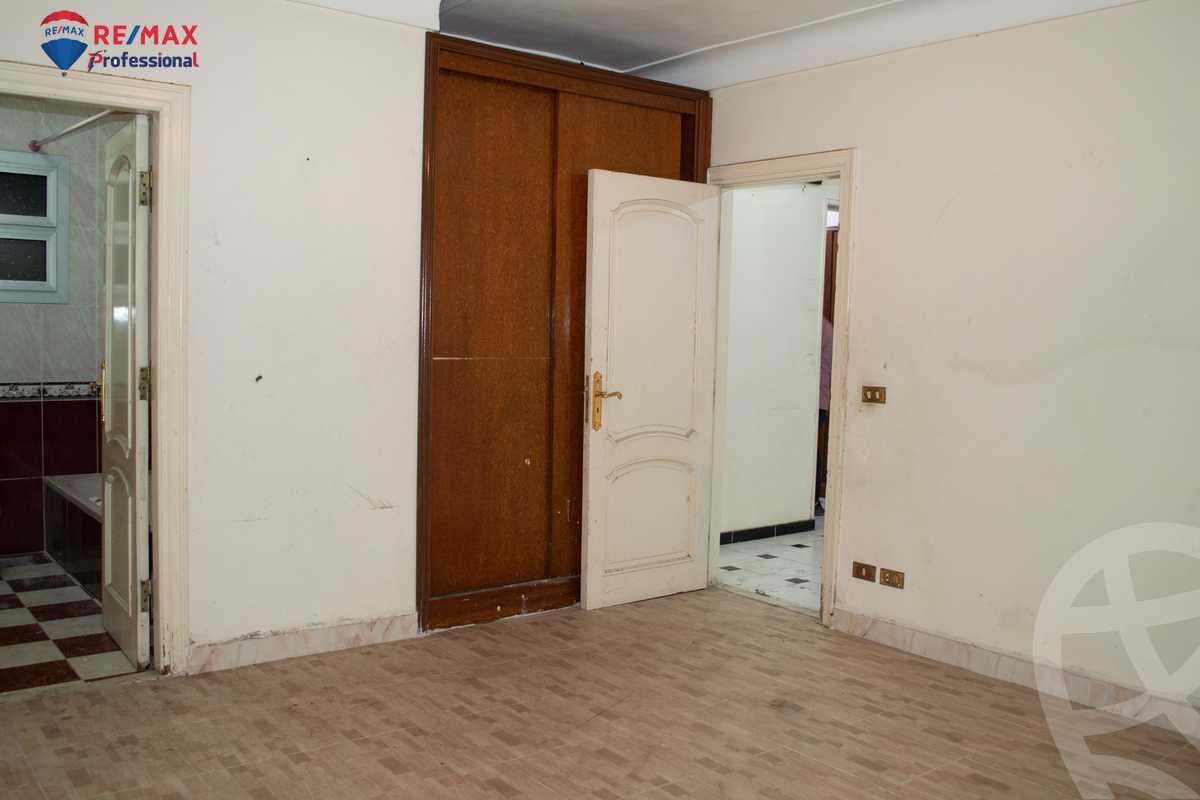 https://aqarmap.com.eg/en/listing/4096948-for-rent-alexandria-sporting-abou-quer-st