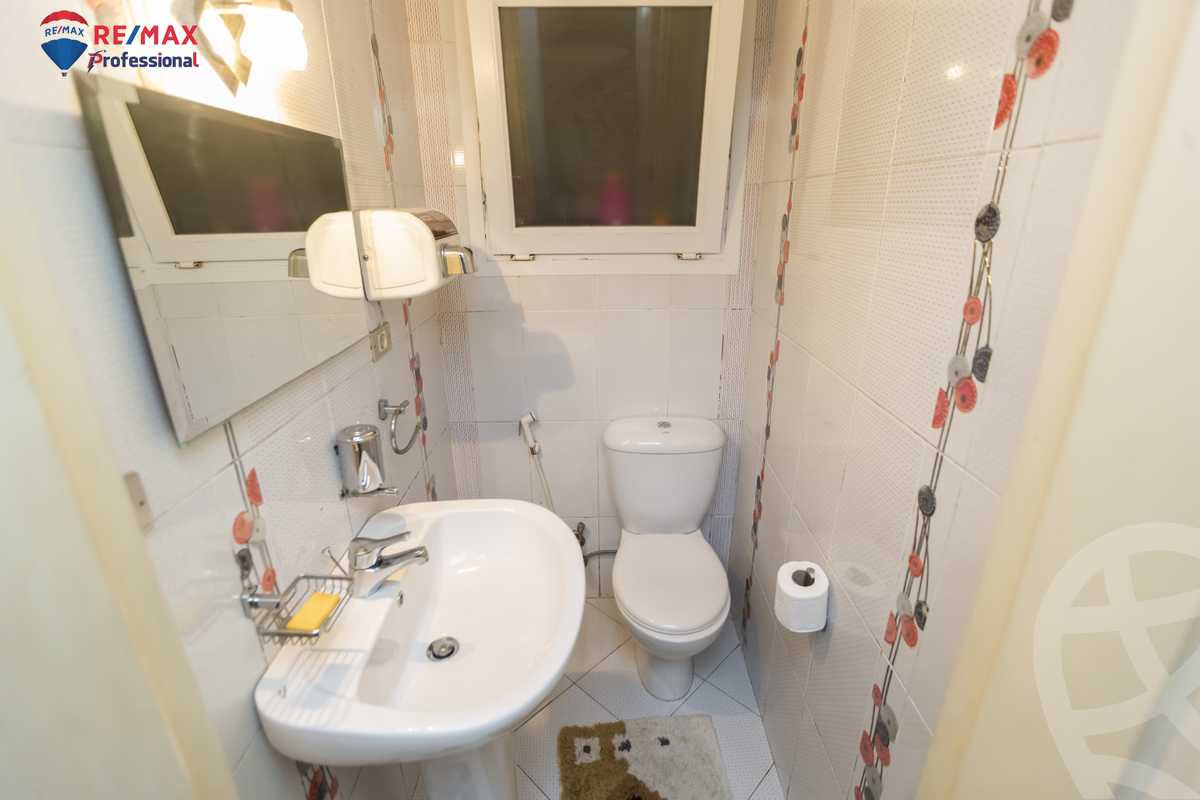https://aqarmap.com.eg/en/listing/4100040-for-sale-alexandria-smouha-victor-amanoiel-square