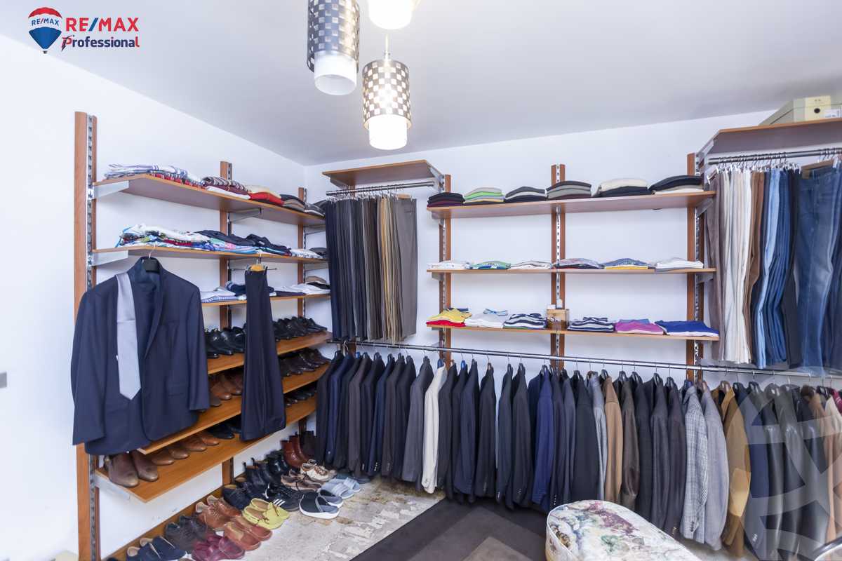 https://aqarmap.com.eg/en/listing/4100040-for-sale-alexandria-smouha-victor-amanoiel-square
