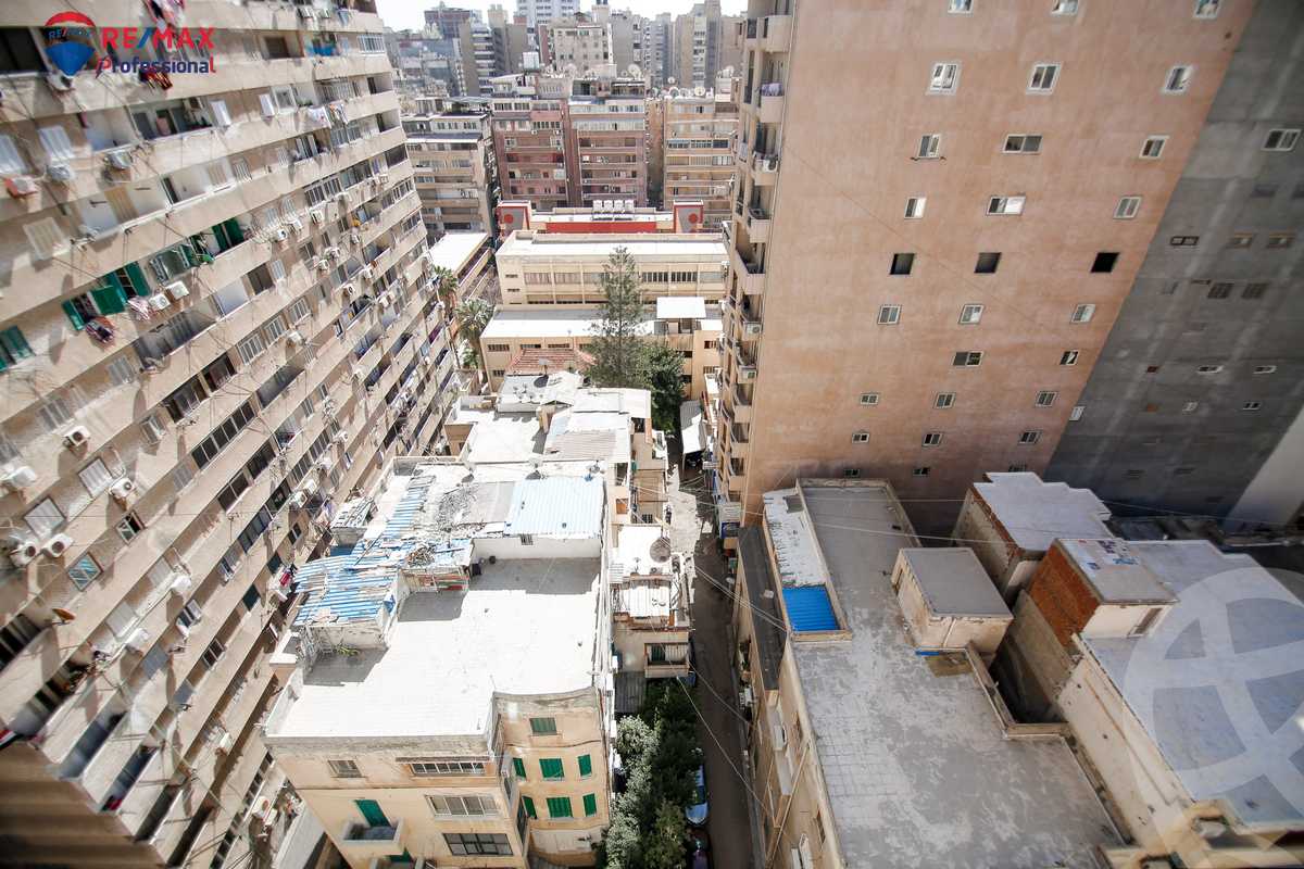 https://aqarmap.com.eg/en/listing/4102510-for-sale-alexandria-roshdy-roushdy-basha-st