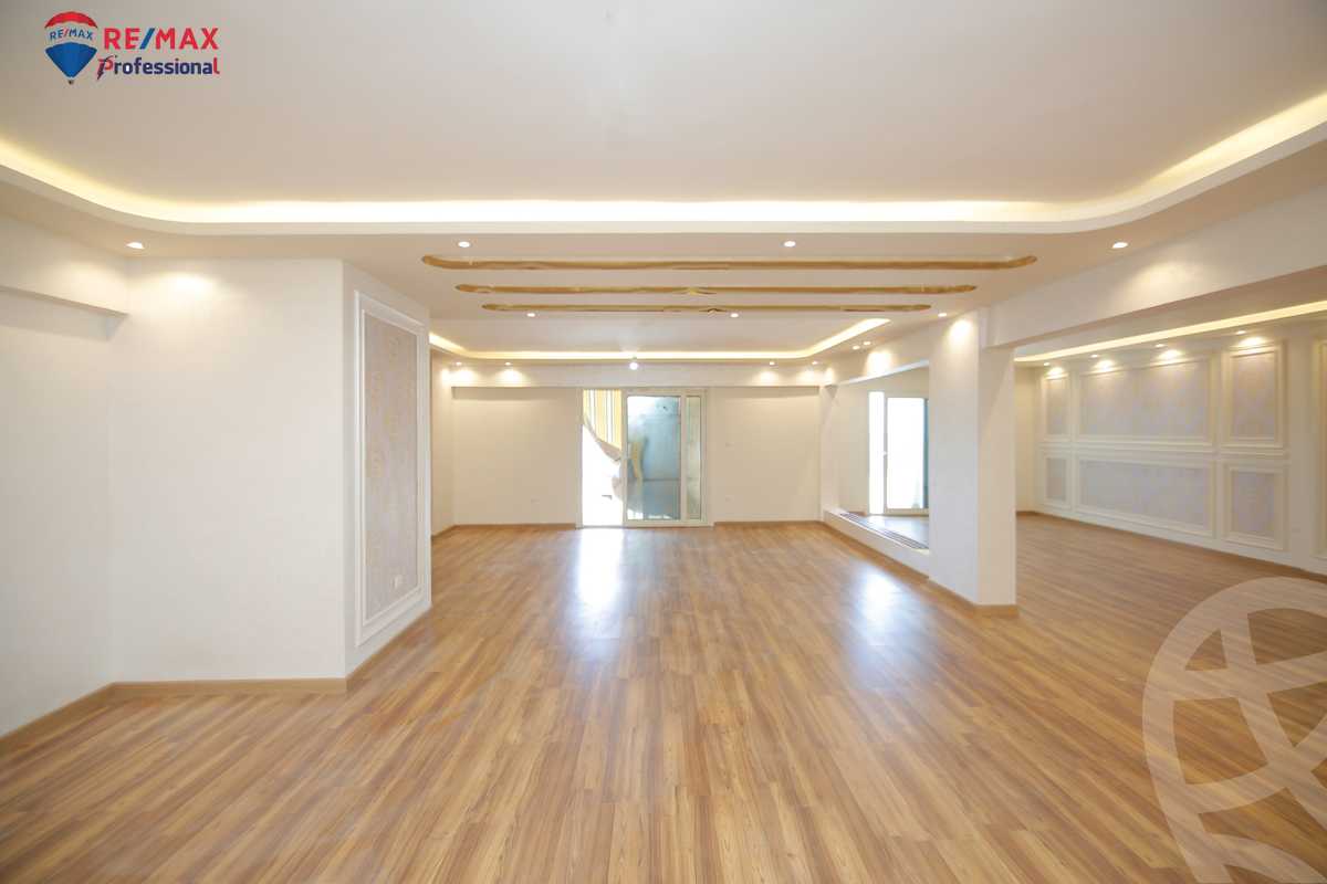 https://aqarmap.com.eg/en/listing/4110604-for-sale-alexandria-miami-el-gaish-rd-st