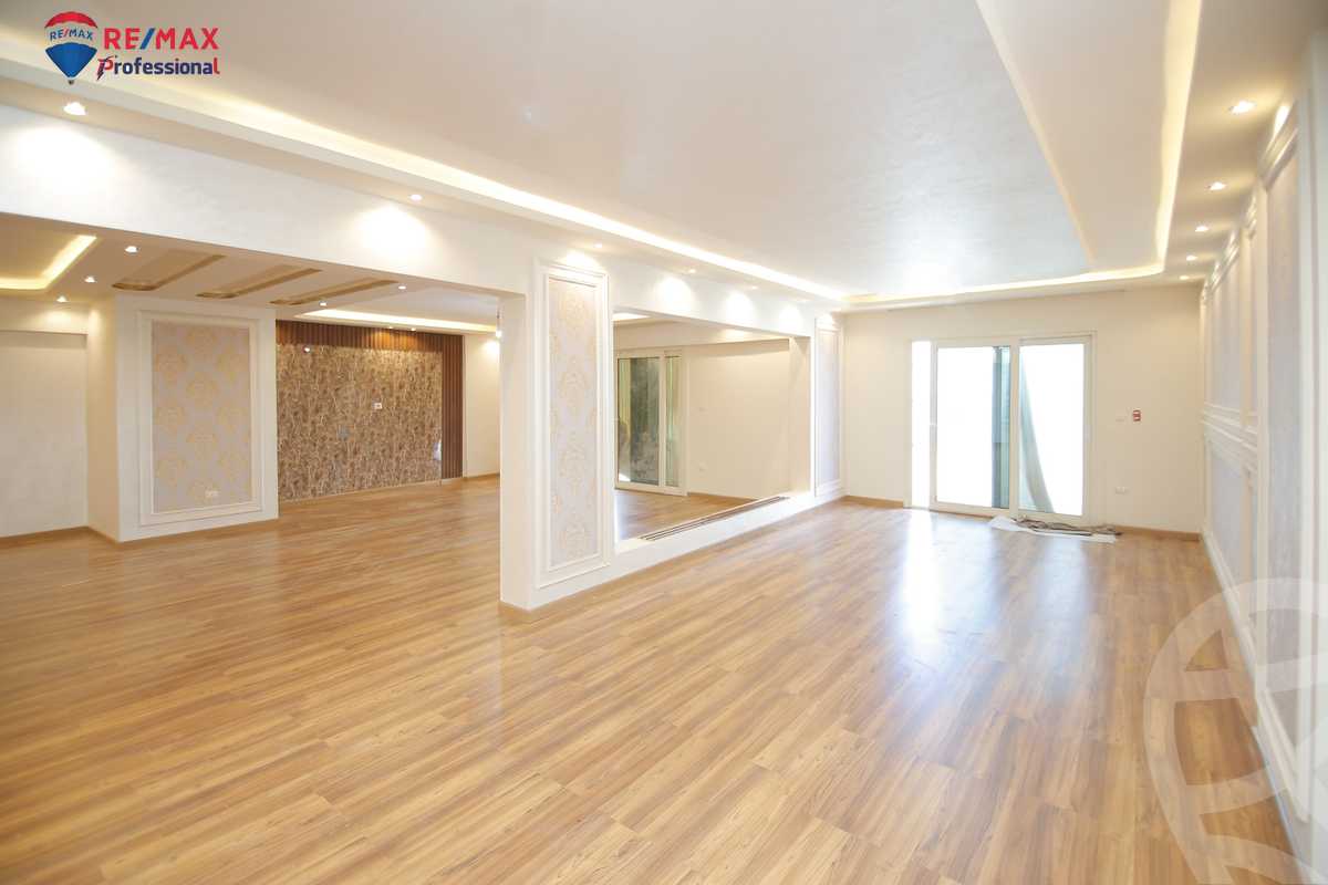 https://aqarmap.com.eg/en/listing/4110604-for-sale-alexandria-miami-el-gaish-rd-st