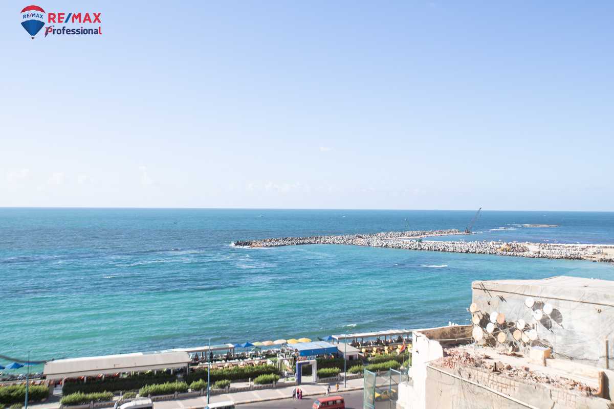 https://aqarmap.com.eg/ar/listing/4132557-for-sale-alexandria-sidi-beshr-bahri-el-amgad-st