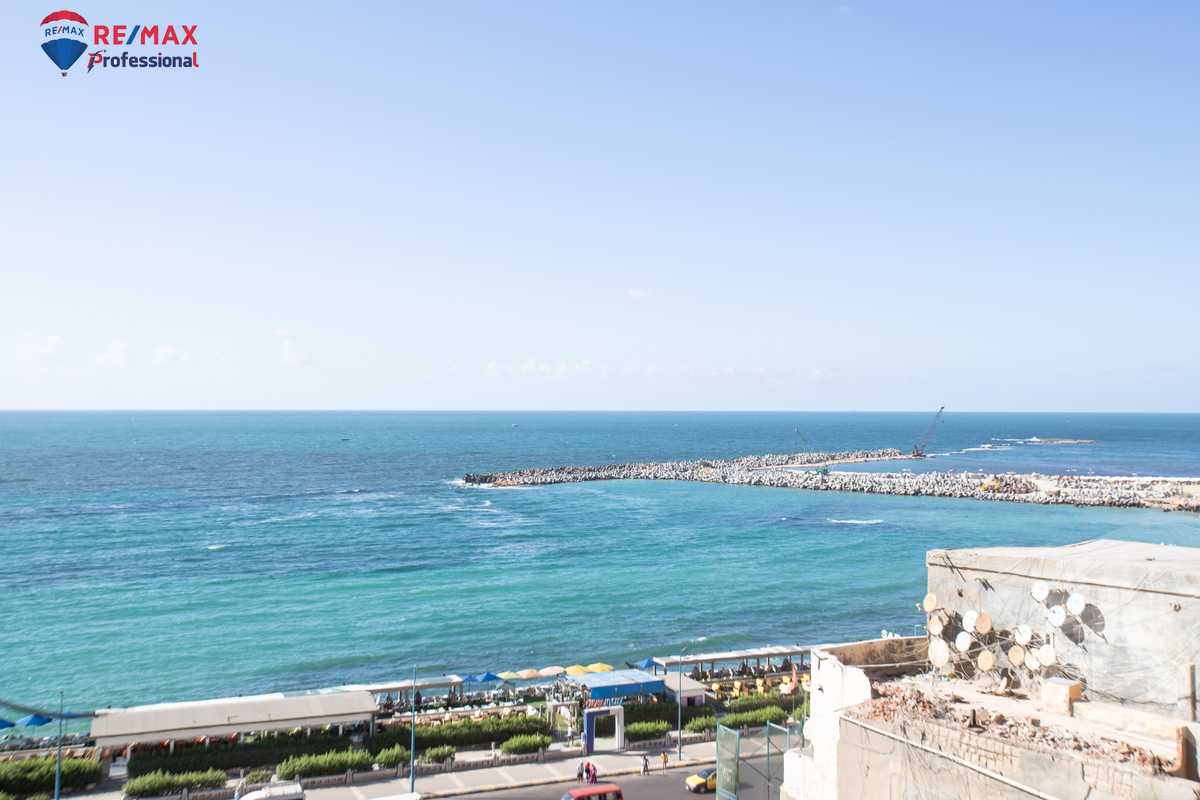 https://aqarmap.com.eg/ar/listing/4132557-for-sale-alexandria-sidi-beshr-bahri-el-amgad-st