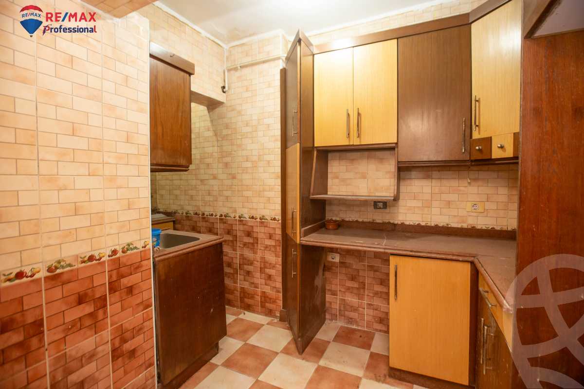 https://aqarmap.com.eg/ar/listing/4132557-for-sale-alexandria-sidi-beshr-bahri-el-amgad-st