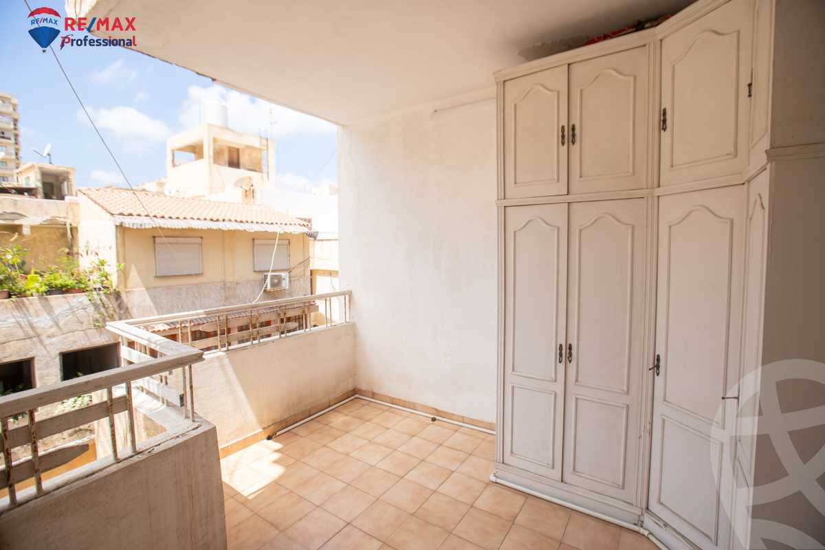 https://aqarmap.com.eg/ar/listing/4144860-for-sale-alexandria-lauran-mohammed-al-eqbal-st