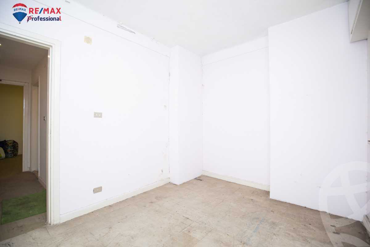 https://aqarmap.com.eg/en/listing/4162425-for-rent-alexandria-lauran-bd-lslm-rf