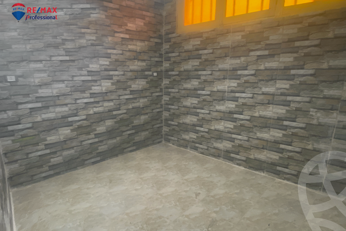 https://aqarmap.com.eg/en/listing/4164149-for-rent-alexandria-sporting-el-geish-road