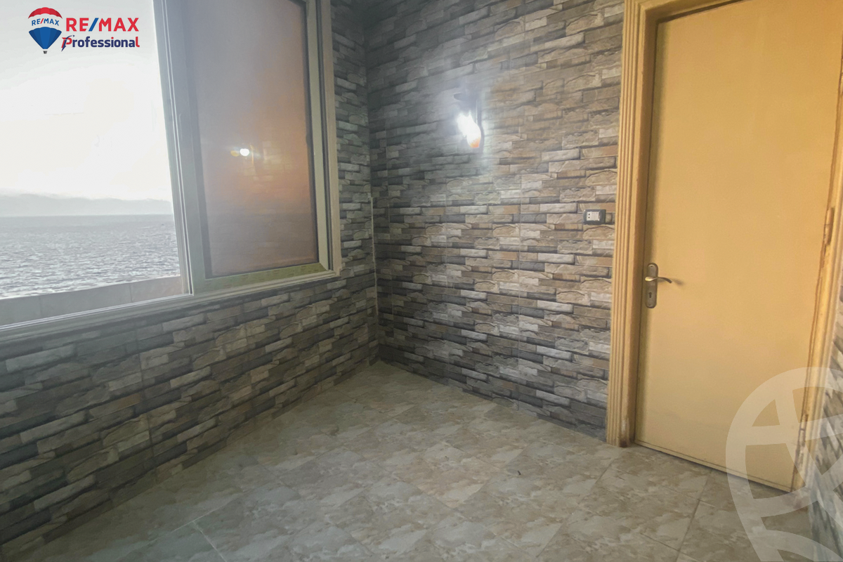 https://aqarmap.com.eg/en/listing/4164149-for-rent-alexandria-sporting-el-geish-road