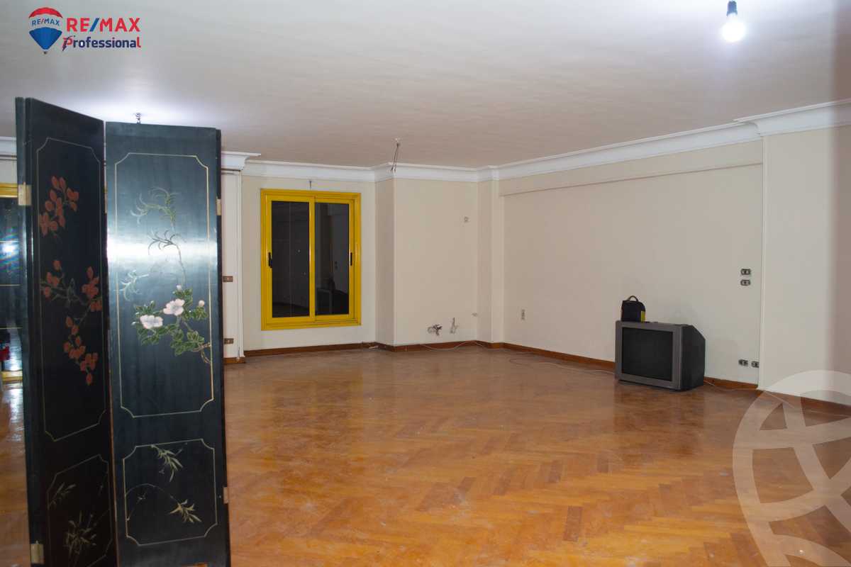 https://aqarmap.com.eg/en/listing/4179253-for-sale-alexandria-sporting-abou-quer-st