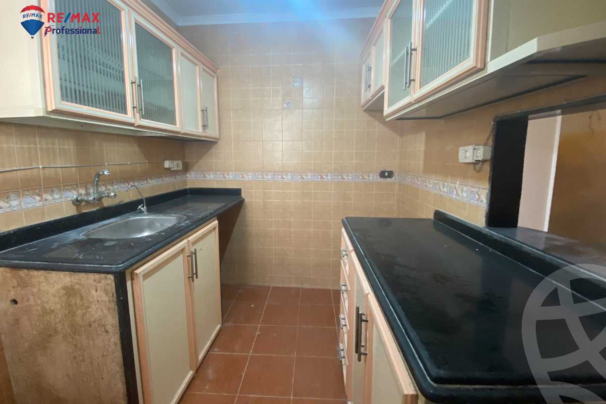 https://aqarmap.com.eg/en/listing/4180083-for-rent-alexandria-sporting-el-geish-road