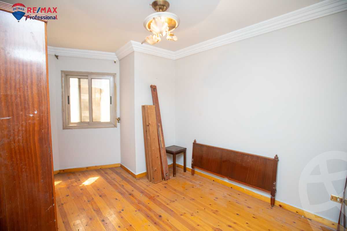 https://aqarmap.com.eg/en/listing/4181021-for-sale-alexandria-ibrahimia-el-shaheed-gawad-housny-st