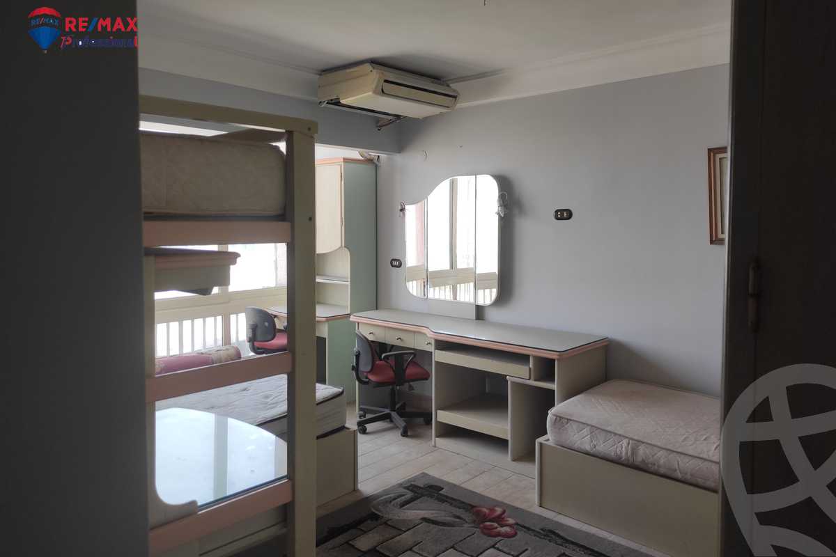 https://aqarmap.com.eg/en/listing/4185296-for-sale-alexandria-smouha-victor-amanoiel-square