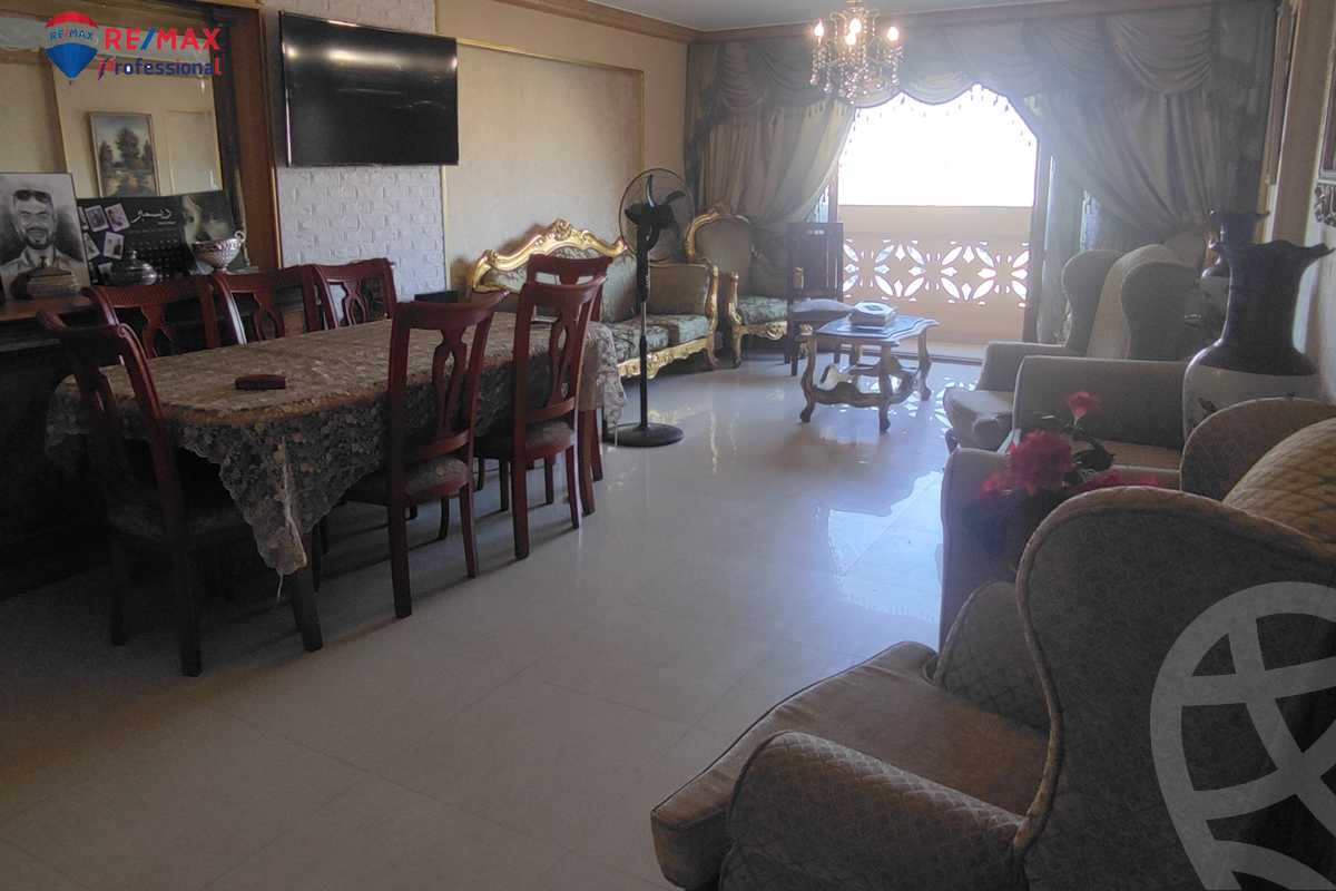 https://aqarmap.com.eg/ar/listing/4185419-for-sale-alexandria-camp-cesar-port-said-street