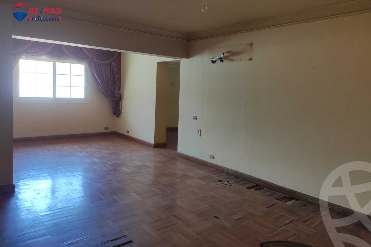 https://aqarmap.com.eg/ar/listing/4185520-for-sale-alexandria-smouha-mostafa-kamel-st