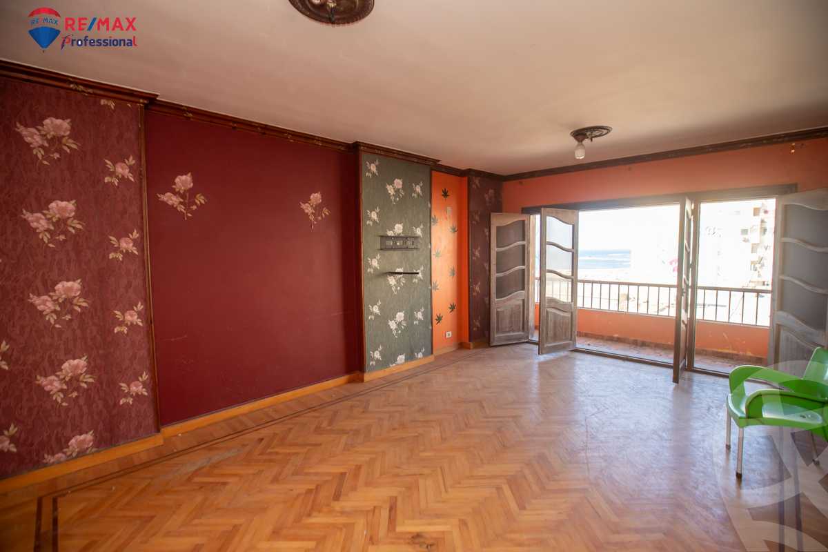 https://aqarmap.com.eg/ar/listing/4190483-for-sale-alexandria-lsywf-lsywf-bhry-ali-abadi-st