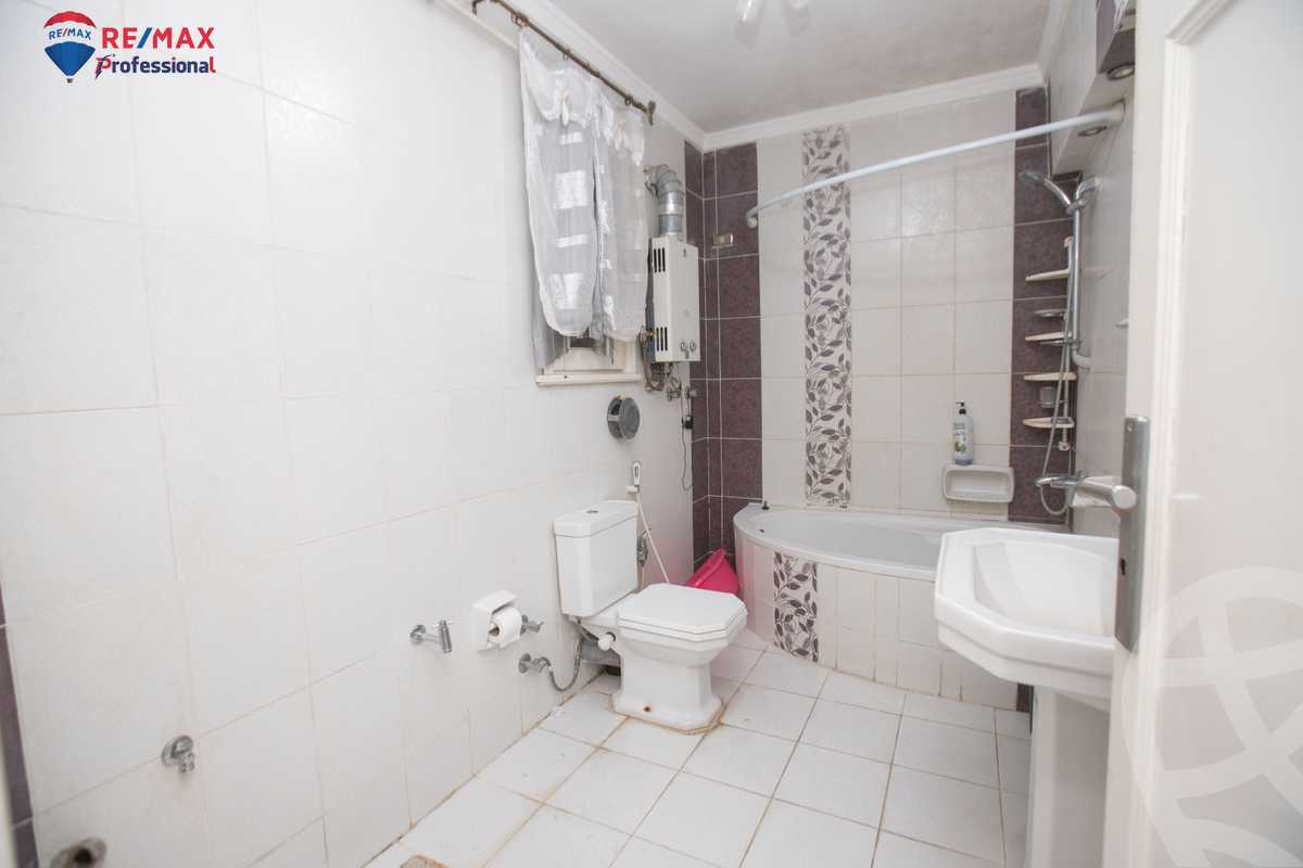 https://aqarmap.com.eg/en/listing/4196618-for-sale-alexandria-bolekly-abdel-hamid-al-abdi-st
