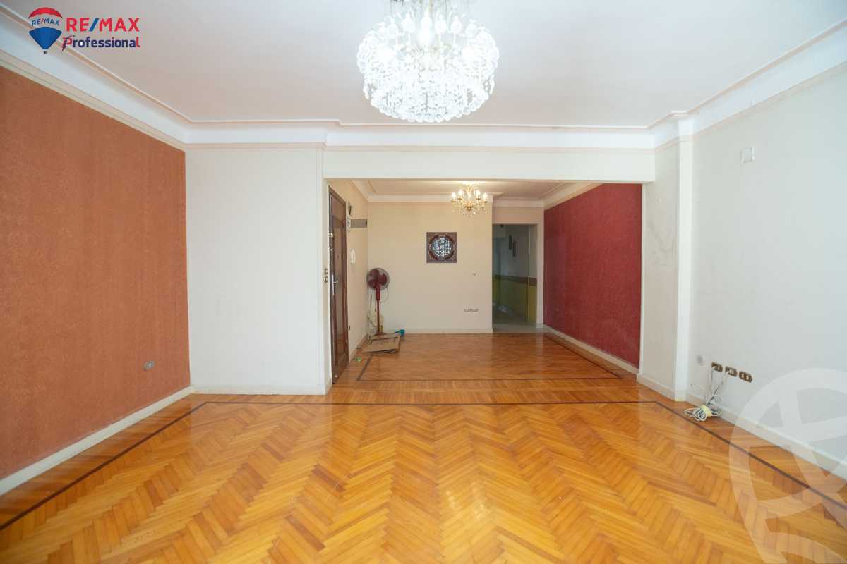 https://aqarmap.com.eg/en/listing/4196820-for-sale-alexandria-bolekly-abdel-hamid-al-abdi-st