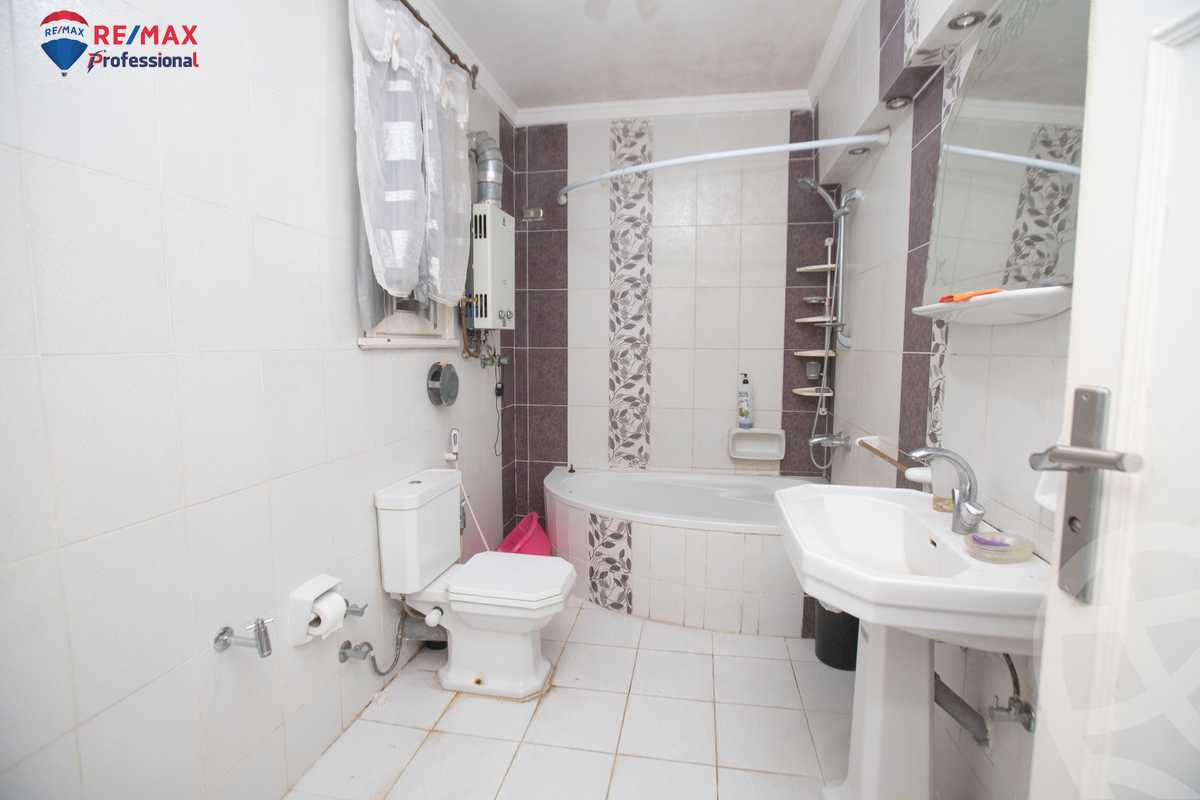 https://aqarmap.com.eg/en/listing/4196820-for-sale-alexandria-bolekly-abdel-hamid-al-abdi-st