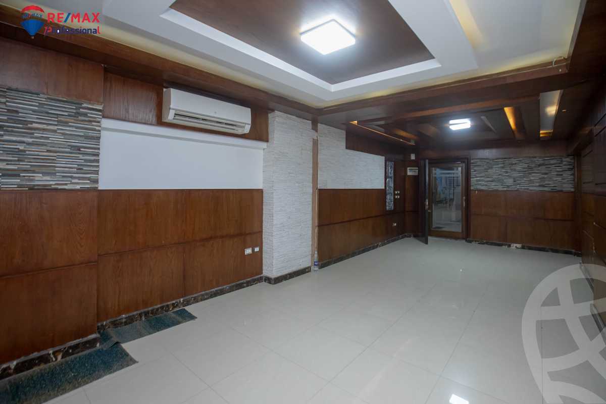 https://aqarmap.com.eg/en/listing/4204320-for-sale-alexandria-glim-shr-ljysh