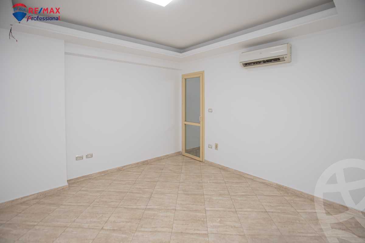 https://aqarmap.com.eg/en/listing/4204320-for-sale-alexandria-glim-shr-ljysh