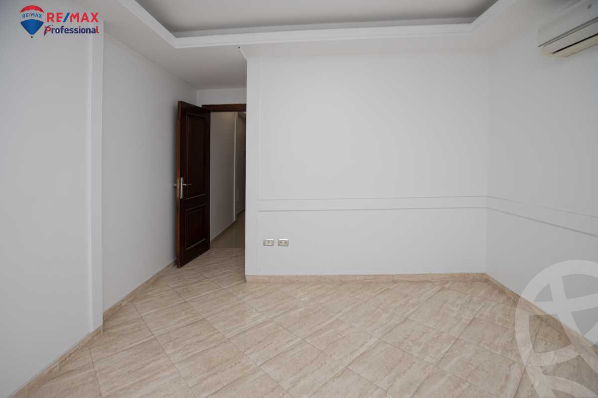https://aqarmap.com.eg/en/listing/4204320-for-sale-alexandria-glim-shr-ljysh