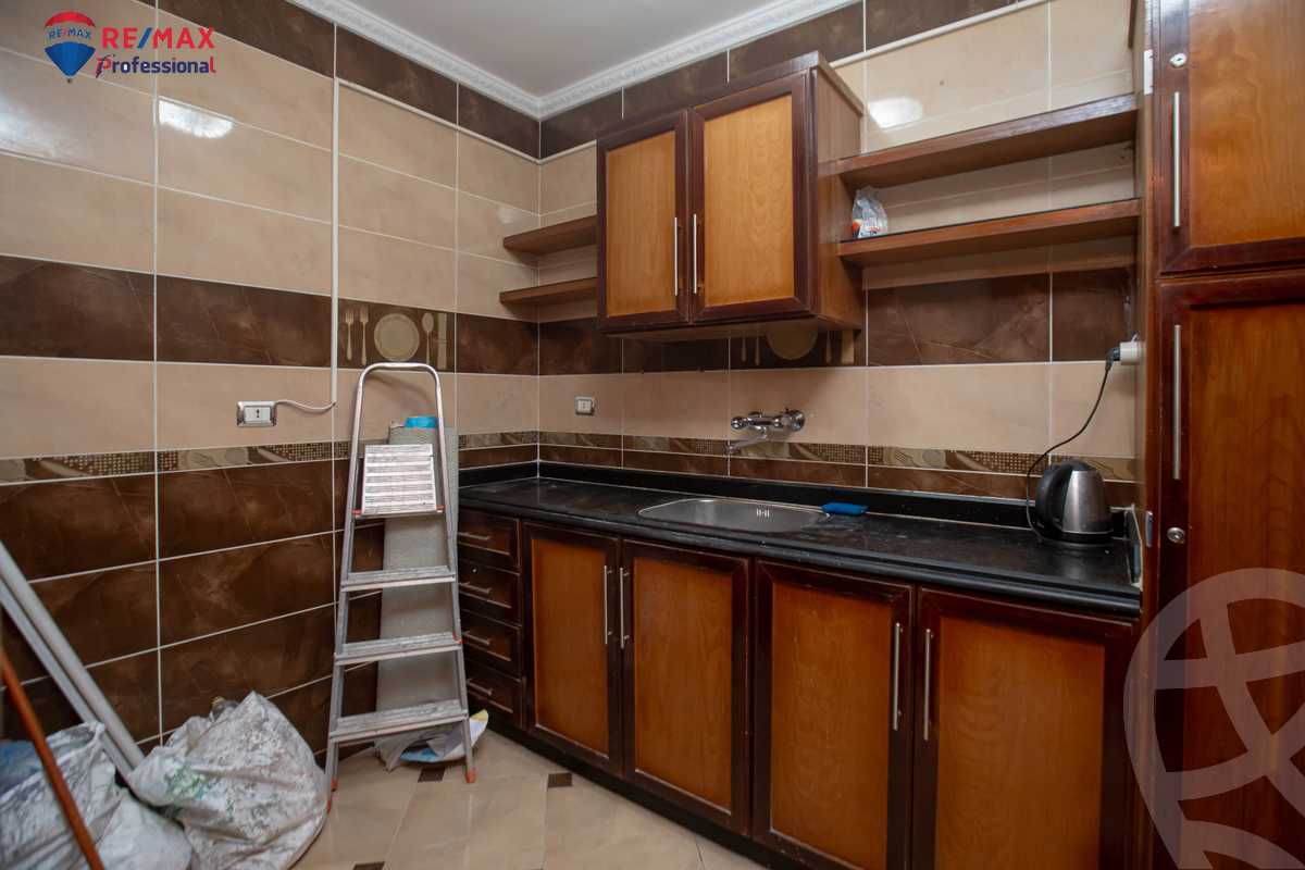 https://aqarmap.com.eg/en/listing/4204320-for-sale-alexandria-glim-shr-ljysh