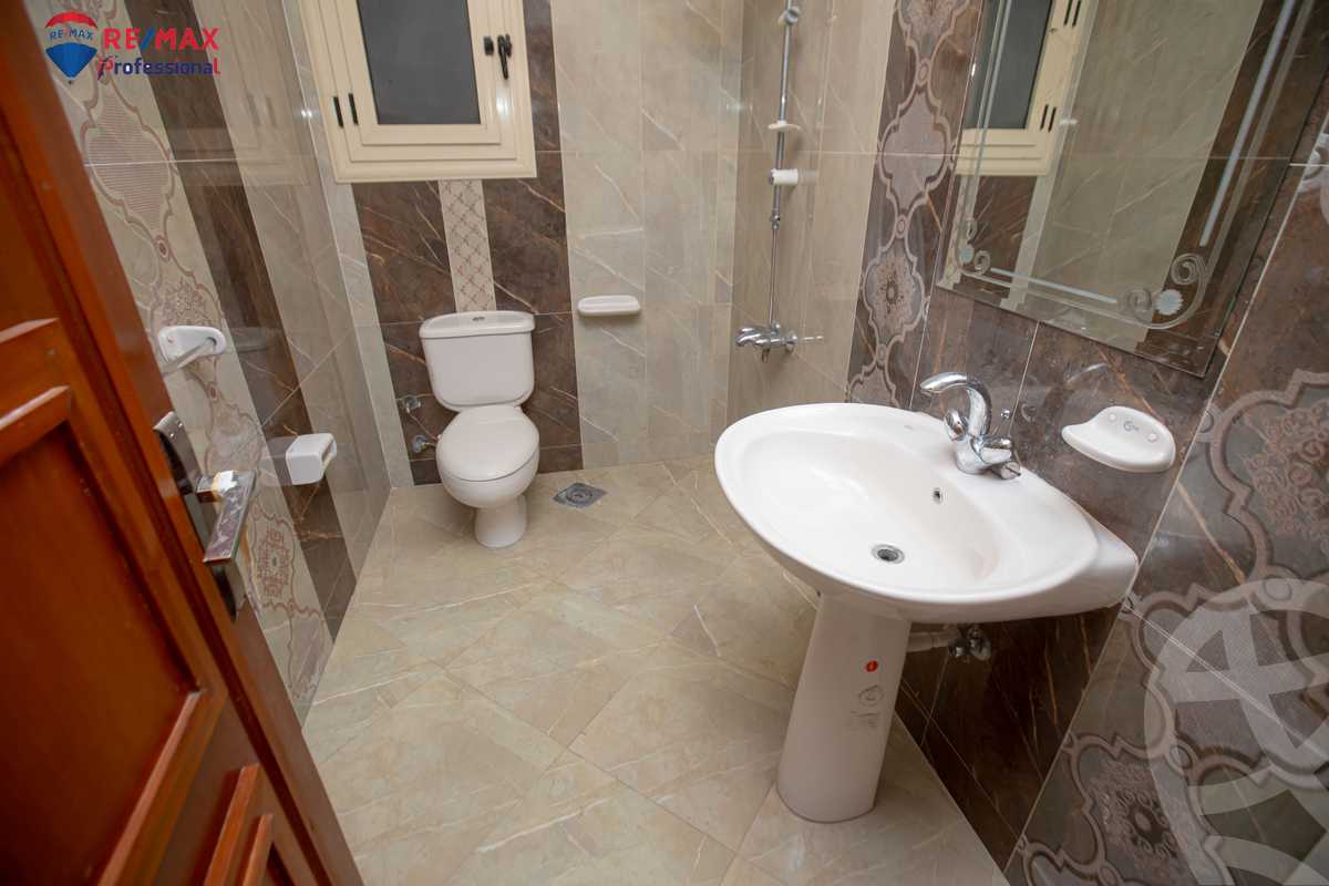 https://aqarmap.com.eg/en/listing/4204320-for-sale-alexandria-glim-shr-ljysh