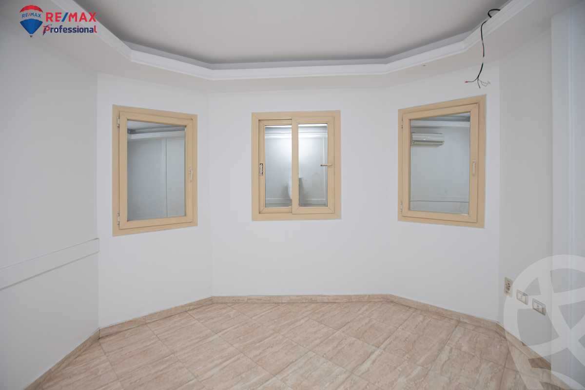 https://aqarmap.com.eg/en/listing/4204320-for-sale-alexandria-glim-shr-ljysh