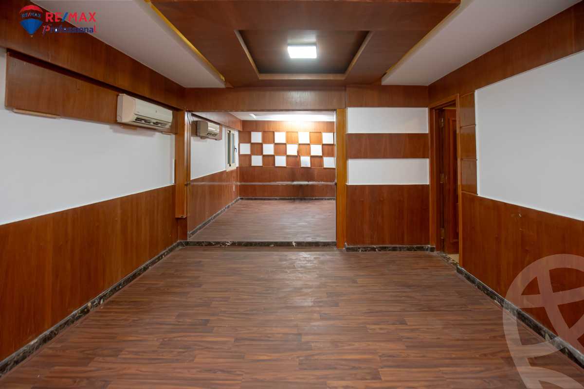 https://aqarmap.com.eg/en/listing/4204320-for-sale-alexandria-glim-shr-ljysh