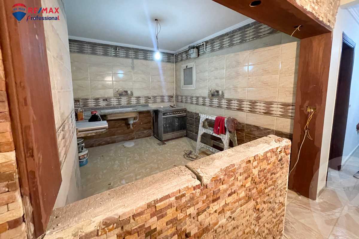 https://aqarmap.com.eg/en/listing/4210208-for-rent-alexandria-smouha-elshohada-square-rd