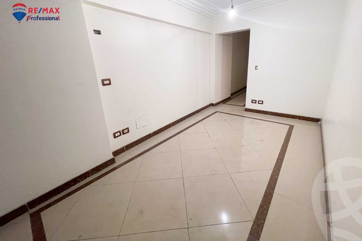 https://aqarmap.com.eg/en/listing/4213957-for-rent-alexandria-glim-shr-ljysh