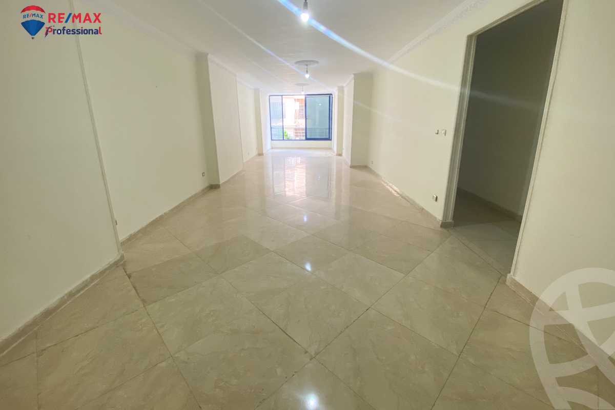 https://aqarmap.com.eg/en/listing/4218538-for-rent-alexandria-roshdy