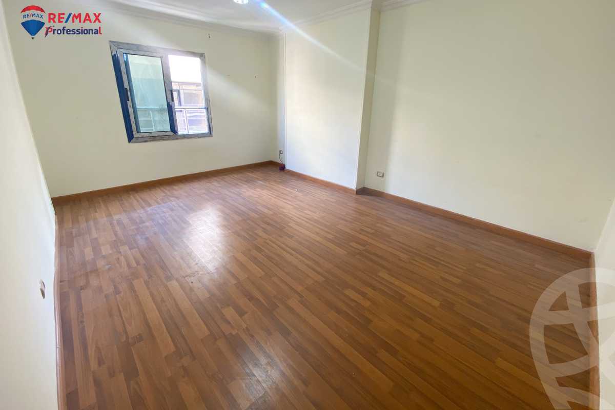 https://aqarmap.com.eg/en/listing/4218538-for-rent-alexandria-roshdy