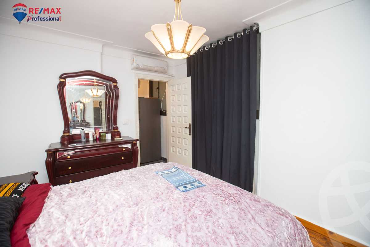 https://aqarmap.com.eg/en/listing/4221643-for-sale-alexandria-miami-shr-jml-bd-lnsr
