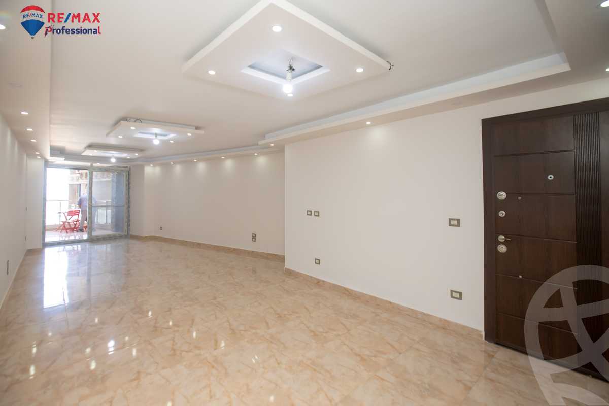 https://aqarmap.com.eg/en/listing/4221802-for-sale-alexandria-miami-el-gaish-rd-st