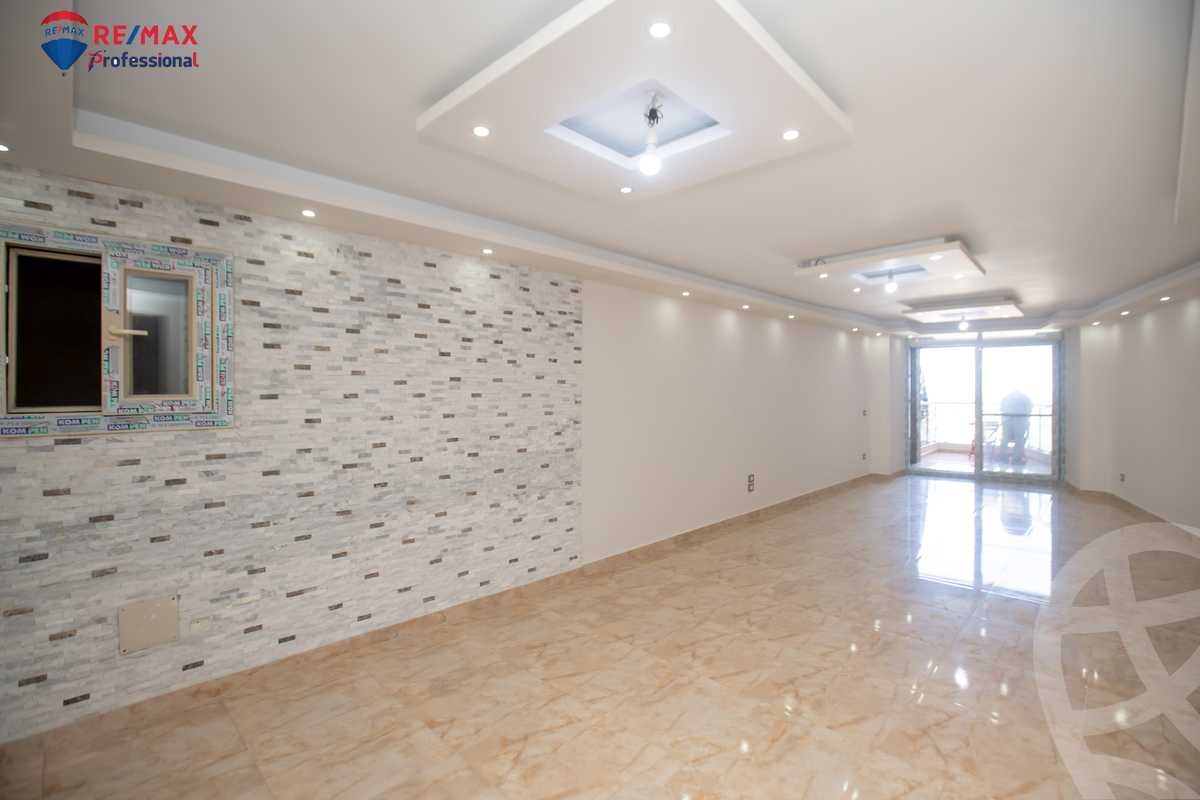 https://aqarmap.com.eg/en/listing/4221802-for-sale-alexandria-miami-el-gaish-rd-st